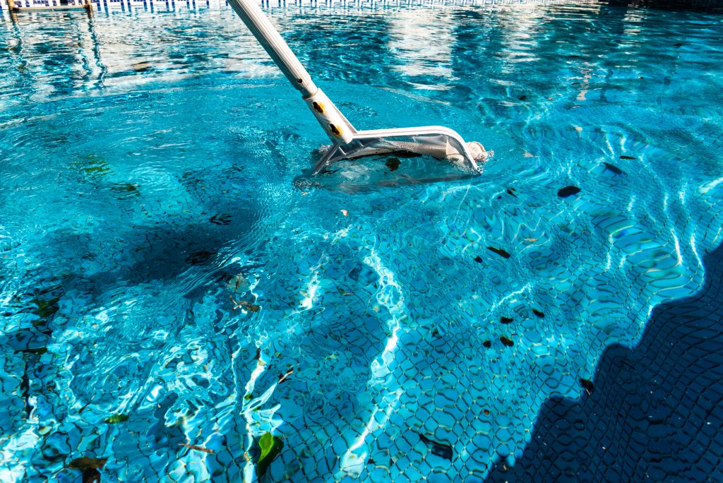 limpieza-piscina